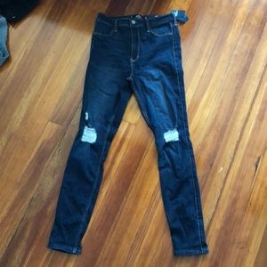 NWT! Hollister Ultra High Rise Jean Legging